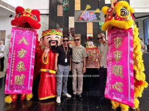 Yellow_Red_Traditional_Lion_Dance_Show